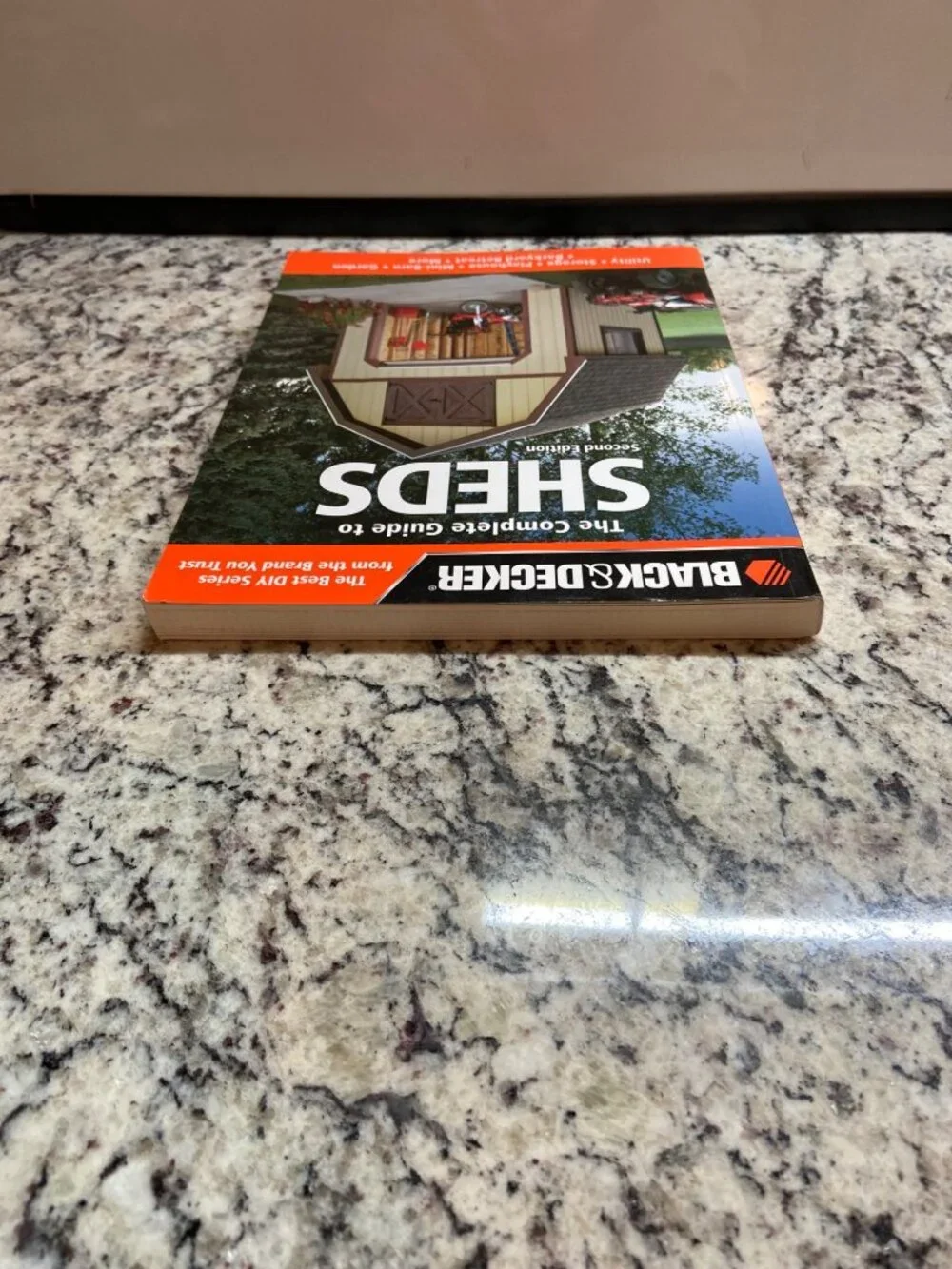 Black & Decker Building Sheds Joseph Truini DIY Carpentry Paperback Home Plans